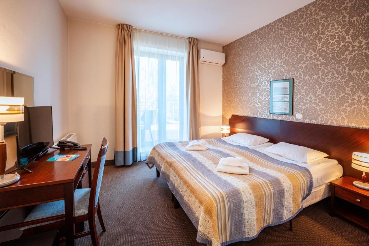 Hotel Kuracyjny Spa & Wellness Гдыня Экстерьер фото